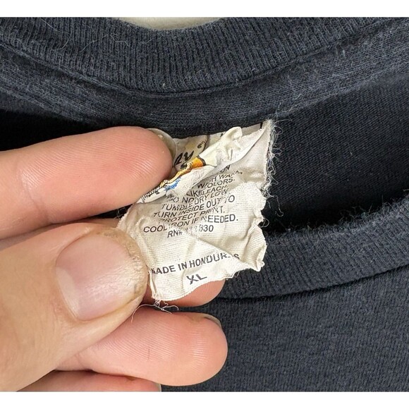 Vintage Y2K Graphic T-Shirt / Black / Size XL - Picture 5 of 6